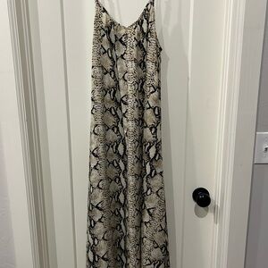 Chic Snakeskin Print Dress